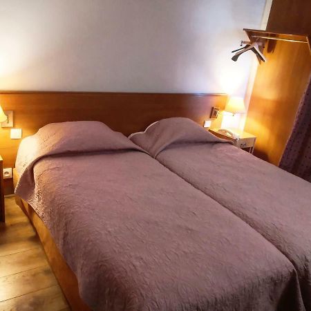 Pax Hotel Paris 18E Экстерьер фото