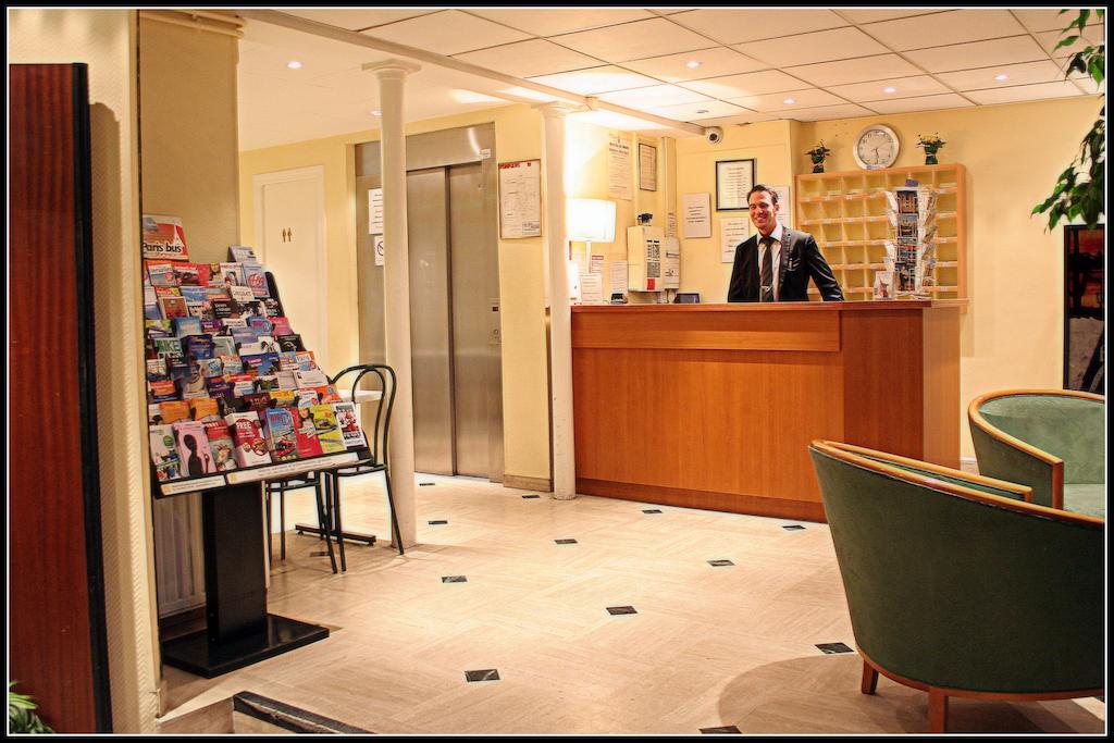 Pax Hotel Paris 18E Экстерьер фото