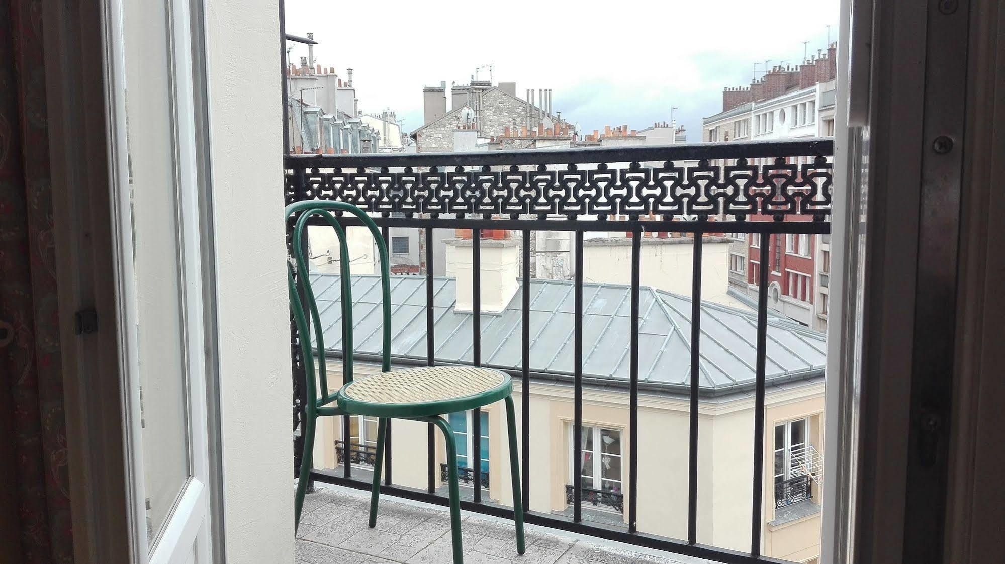 Pax Hotel Paris 18E Экстерьер фото